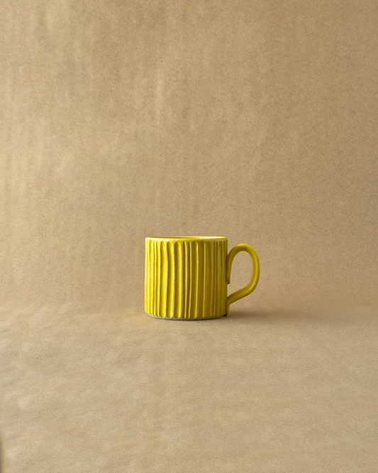 Beatrice Mug in Goldfinch Yellow