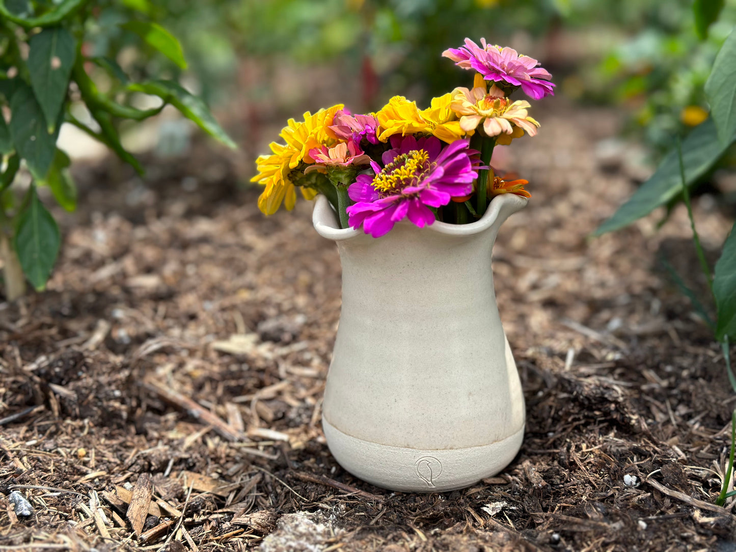 The Louise Ruffle Vase